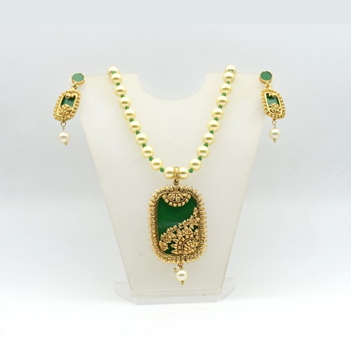 Pearl Neckless With Gold Pendant | Necklace Moti Mala Jewellery Set with Earrings for Women Girls