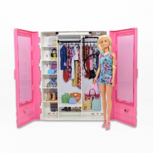 Barbie Ultimate Closet Doll and Accessory, Multicolor