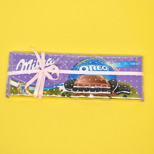 Milka Oreo Milk Sandwich Chocolate Bar