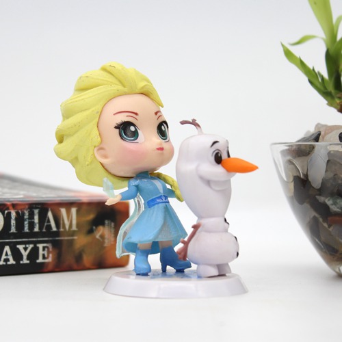 Disney Frozen Elsa And Olaf Showpiece