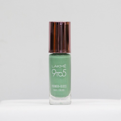 Lakmé 9 to 5 Primer + Gloss Nail Colour, Mint Twist( Green) | Green Colour Nail Polish