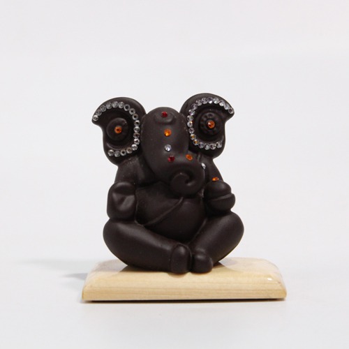 Brown Decorative Ganesha Idol For Car Dashboard