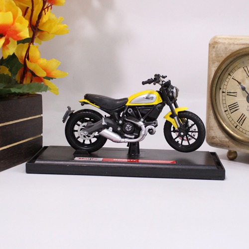 Maisto Ducati Scrambler Motor Cycle