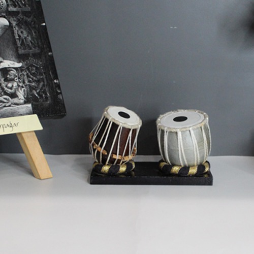 Dugi- Tabla Miniature Showpiece