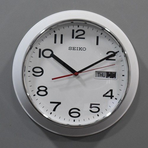 White Circle Shape Seiko Wall Clock For home Decor ( 13 x 13 inches , White)