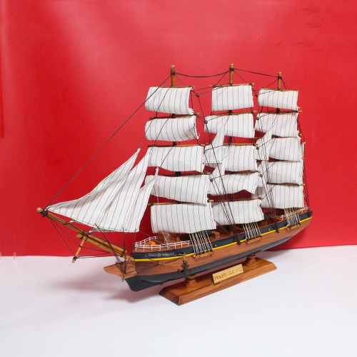 Fraghta Sigio XVII Home Decorative Wooden Sailing Ship Nautical Showpiece | Best Showpiece For Office and Home Decor