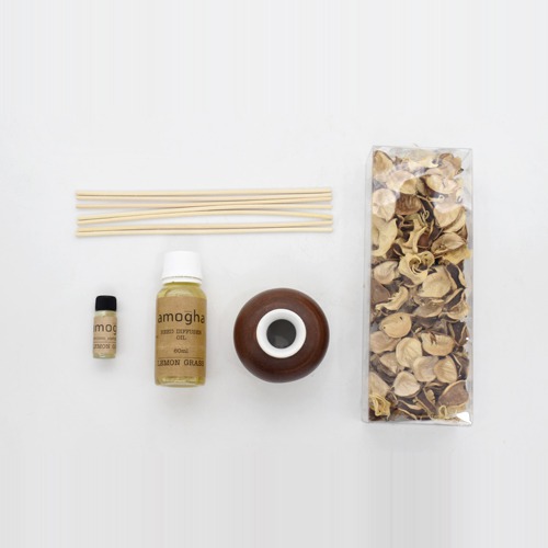 Amogha Reed Diffuser Gift Set | Lemon Grass | Aroma Diffuser For Home Decor