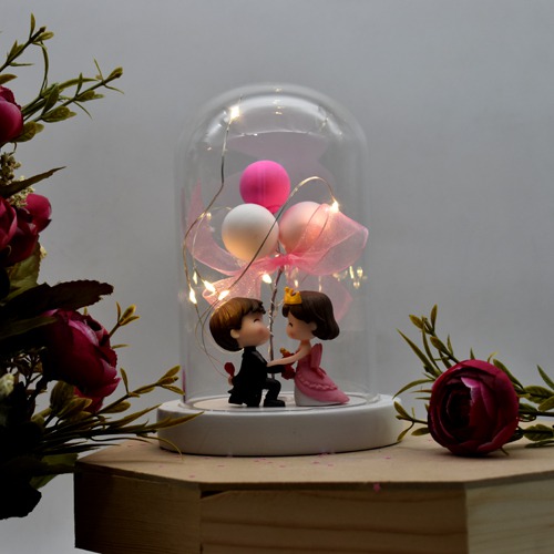 Couple With Balloon In Dome| LED lights