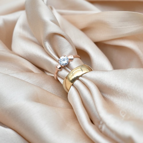 Couple Ring For lovers In Rose Gold and Gold For This valentine Day.