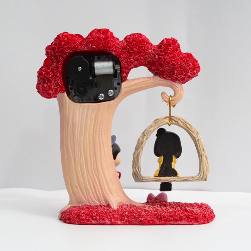 Cute Love Couple Statue Red Rode Tree Showpiece