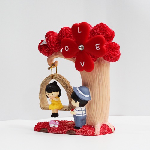 Cute Love Couple Statue Red Rode Tree Showpiece