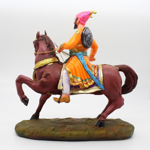 Chhatrapati Shivaji Maharaj On Horse statue