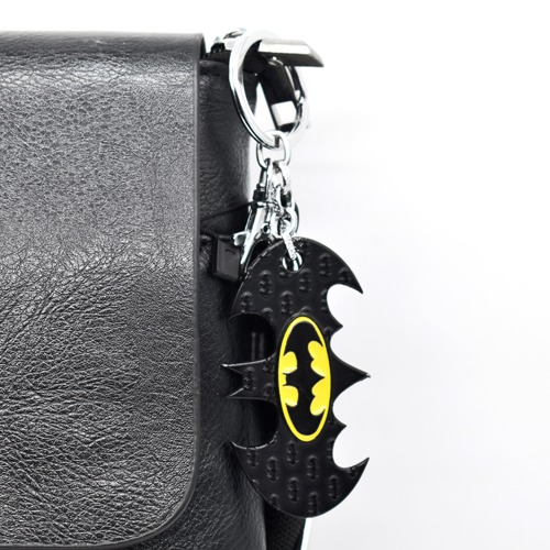 Batman Logo Metallic Key Chain  | Premium Stainless Steel Batman Keychain For Gifting With Key Ring Anti-Rust