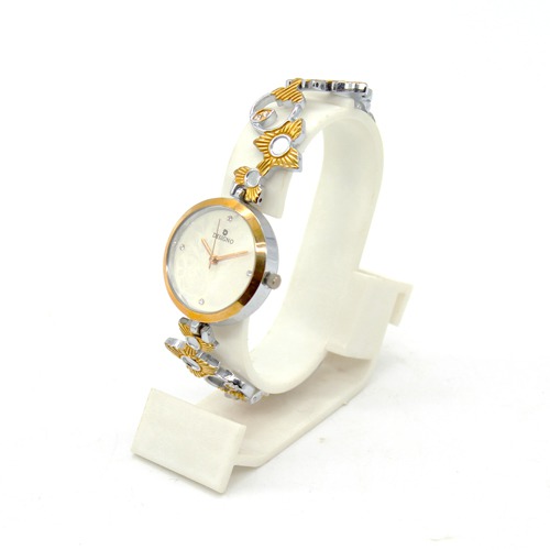 Luxury Women Golden Flower Bracelet Wrist Watch