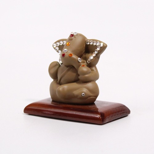 Cedar Colour Diamond Studs Ganesha Statue For Car Dashboard