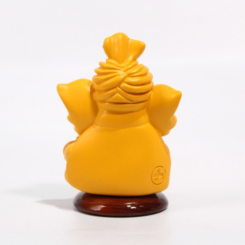 Yellow Lord Ganesha Pagdi Ganesha Statue For Car Dashboard