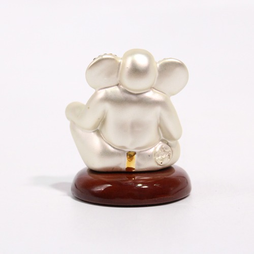 Diamond Studs Load Ganesh Idol For Car Dashboard