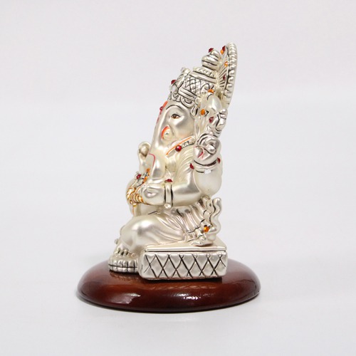 White Ganesha Idol For Car Dashboard , Home and Office