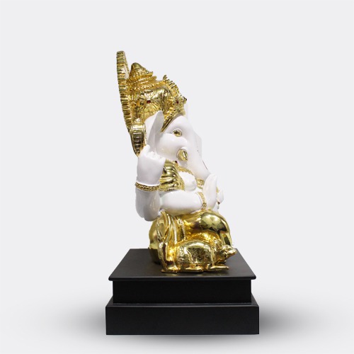 Pagadi Ganesh Idol For Home and Office Decor