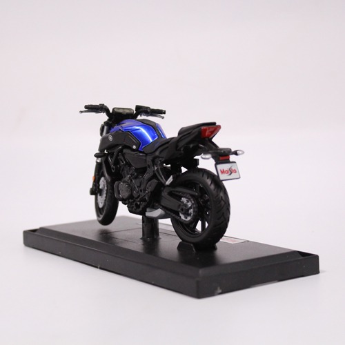 Maisto Plastic Yamaha Mt-07 Bike (Blue)