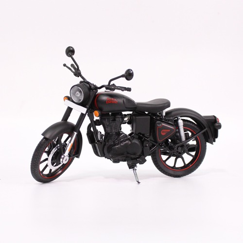 Royal Enfield Classic 350 Stealth Black colour