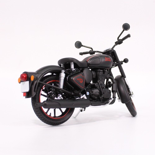 Royal Enfield Classic 350 Stealth Black colour