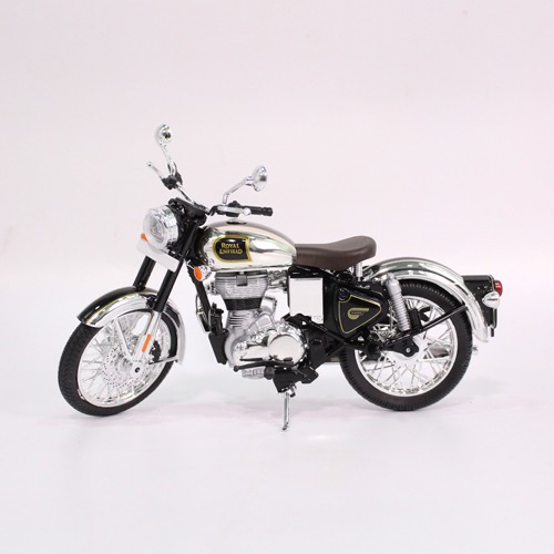 Royal Enfield Classic 350 Chrome Black colour