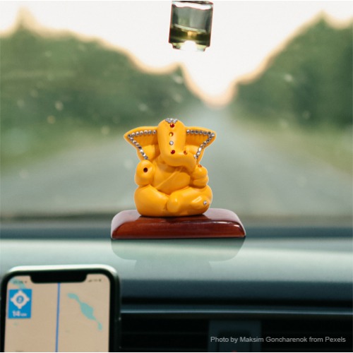 Canary Colour Diamond Studs Ganesha Idol For Car Dashboard