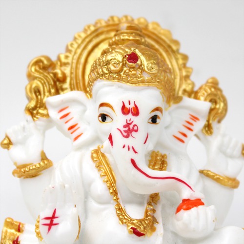 White And Gold Dashboard Ganesha Statue For Car Dashboard