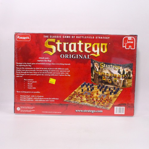 Stratego, Strategy Board Game, The classic game of battlefeild strategy,