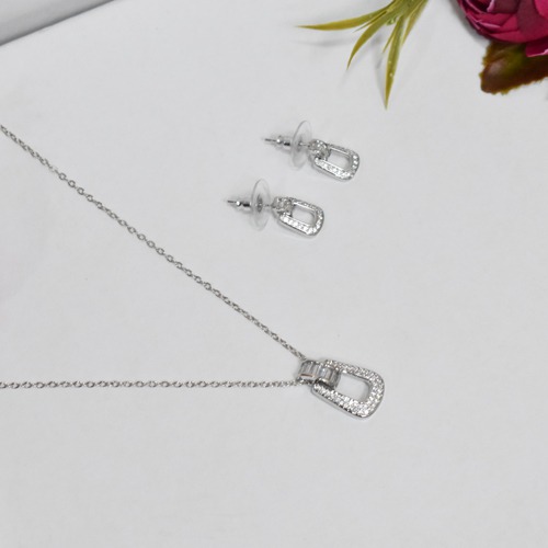 Diamond Studded Necklace Set | Single Necklace Set With Earrings