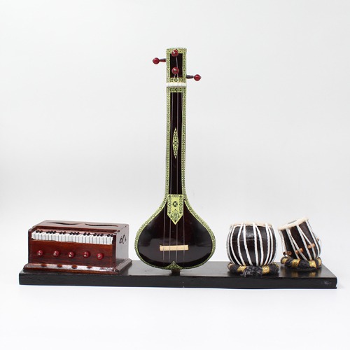 Miniature Musical Instrument Set Showpiece