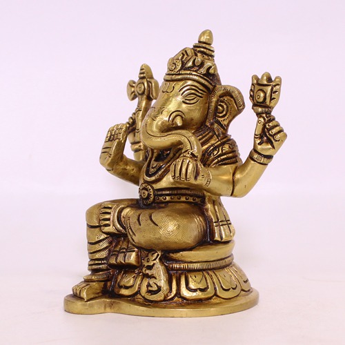 Goal Base Lord  Ganesha Idol For Home Decor