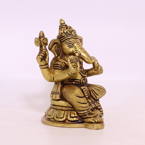 Goal Base Lord  Ganesha Idol For Home Decor