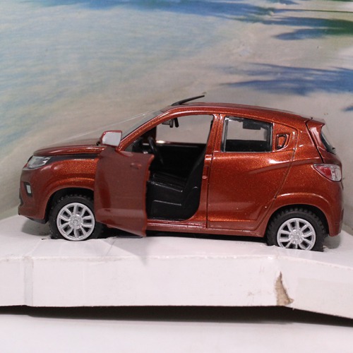 Mahindra KUV 100 Collectable ( Dynamo Red)