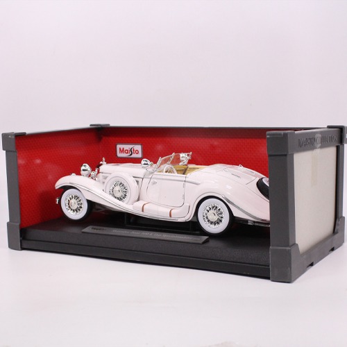 Maisto -936 M-B 500 K Type Special roadster Die cast Vehicle