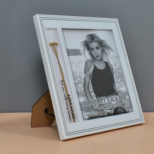 Single Photo Frame With Gypso Flower