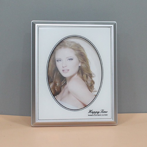 White Oval Shape Photo Design  Table Top Photo Frame for Home Decor