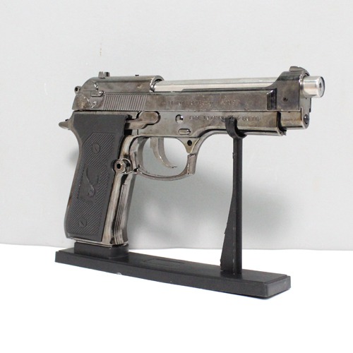 U.S.9 mm M9 Pietro Beretta Pistol Cigarette Lighter with Stand |   Pocket Lighter | Cigarette Stylish Pocket Lighter