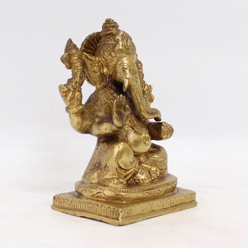 Aesthetic Brass Ganesha Idol For Home Decor and  Pooja Ghar