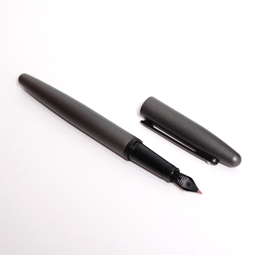 Sheaffer Matt Black Fountain Pen | Fountain Pen Provides a Smooth Writing Experience | Perfect for Gifting on Special Occasions