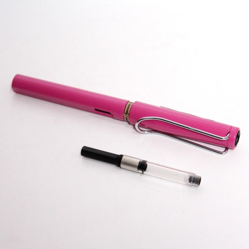 Lamy Safari Pink Fine Fountain Pen