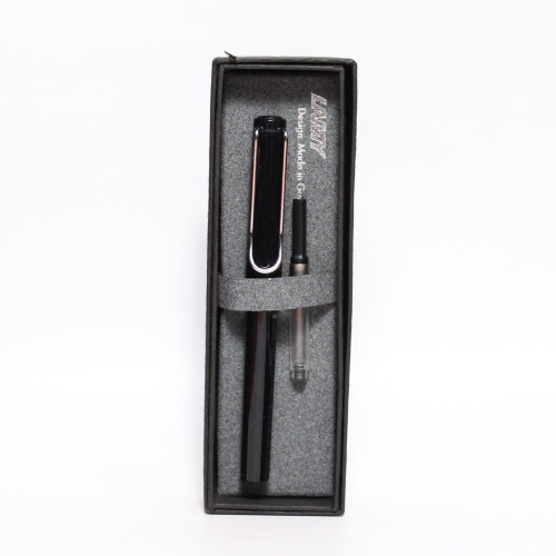 Lamy Safari Matte Black Fine Fountain Pen