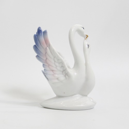 Love Birds Swan Set Pair Of Kissing Duck Ceramic Statue | Love for Romantic | Decor Your Home | Office