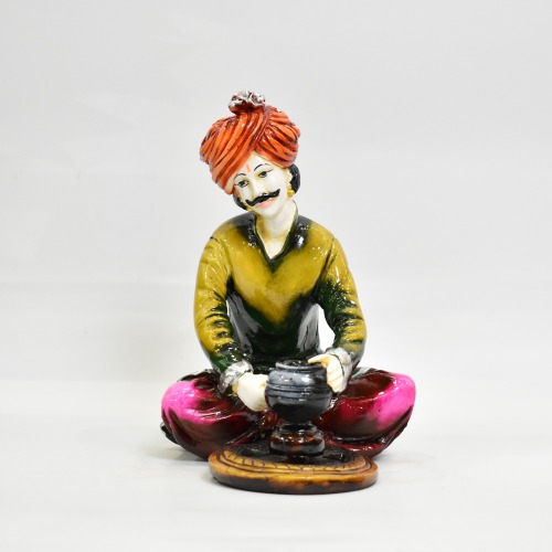 Polyresine Rajsathani Man Showpiece Home Decor