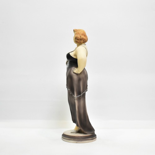 Resin Elegant Fat Lady in Dress Standing Collectable Figurine, Pearl & Black | Sculpture Resin Desktop Decor