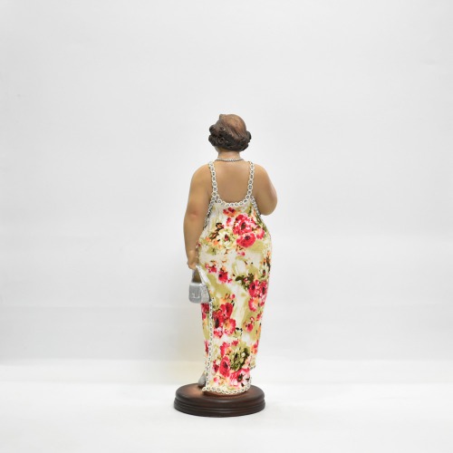 Resin Elegant Fat Lady in Dress Standing Collectable Figurine | Sculpture Resin Desktop Decor