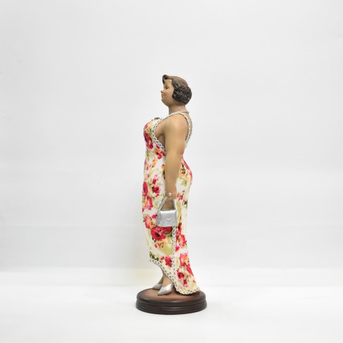 Resin Elegant Fat Lady in Dress Standing Collectable Figurine | Sculpture Resin Desktop Decor