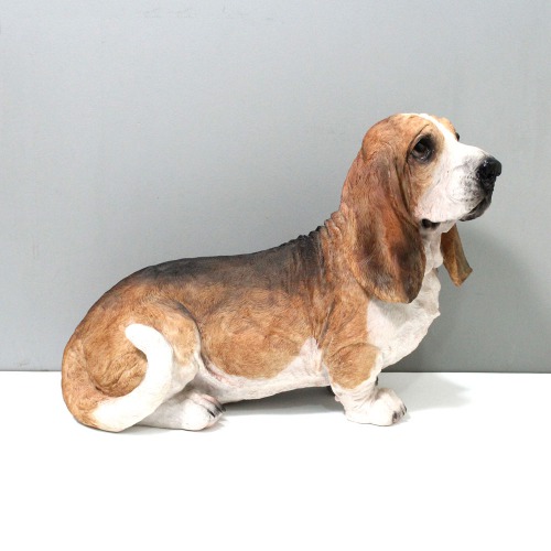 Basset Hound Dog Showpiece For Home Decor