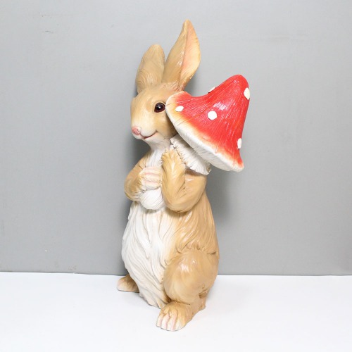 abbit with Mushroom Statue / Garden / Home Decor / Kids Room Decor / Outdoor / Balcony